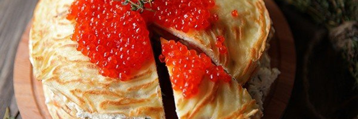 blinnyy-tort-s-krasnoy-ikroy-i-semgoy-77931422781613[1]